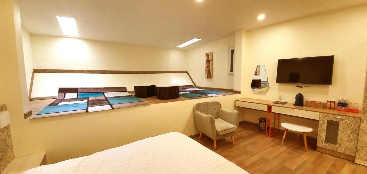 Vy Anh Hotel Dalat Exteriör bild